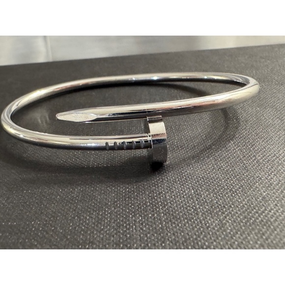 Cartier Juste un Clou Bracelet - Size 20 CM - Excellent Pre-owned Condition!! - Picture 6 of 16